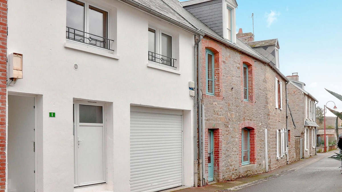 Carolles Apartment | 1 bedroom cozy apartment in Carolles