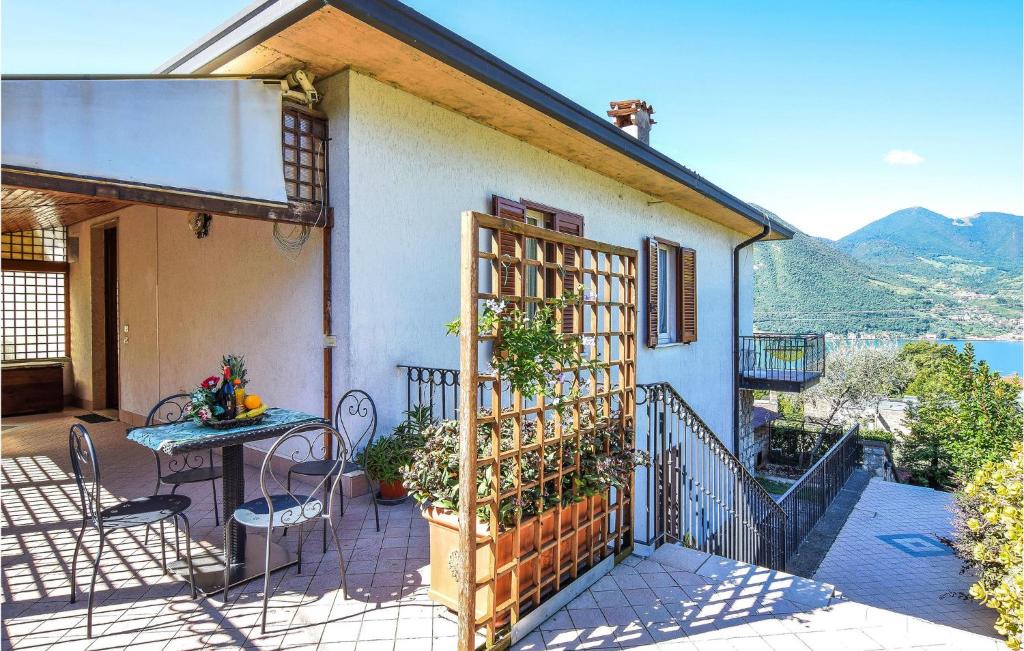 Sensole Apartment | 1 Bedroom Cozy Apartment In Monte Isola