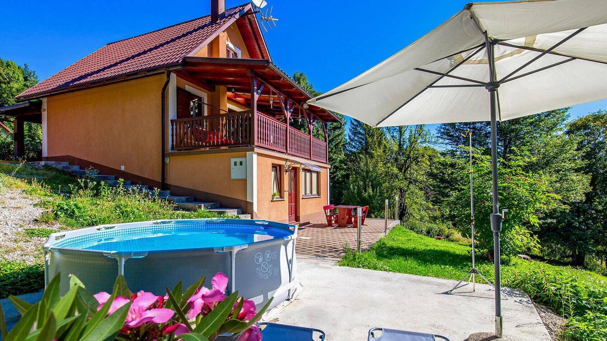 Mrzla Vodica Apartment | 1 bedroom cozy apartment in Lokve