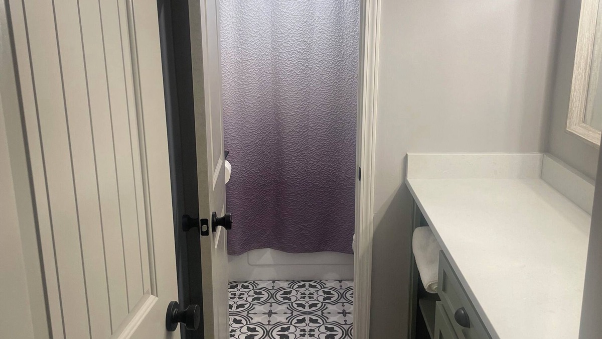 Shenandoah Condo | 1-bedroom COZY condo in charming Baton Rouge with WiFi, ACn9 miles from LSU