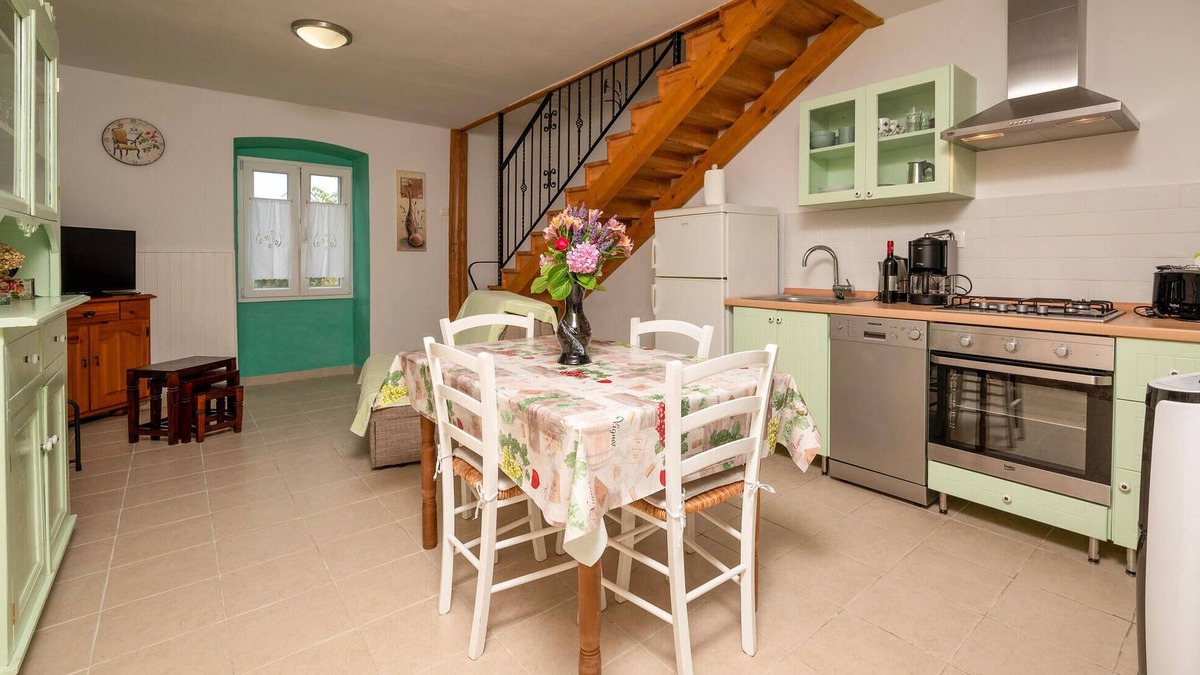 Cokuni House | 1 bedroom cozy home in Krnica