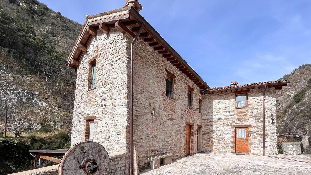 Gubbio Apartment | 1 bedroom nice apartment in Gubbio