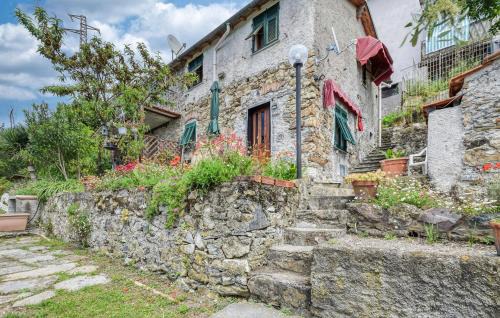 San Saturnino Apartment | 1 Bedroom Nice Apartment In Moneglia