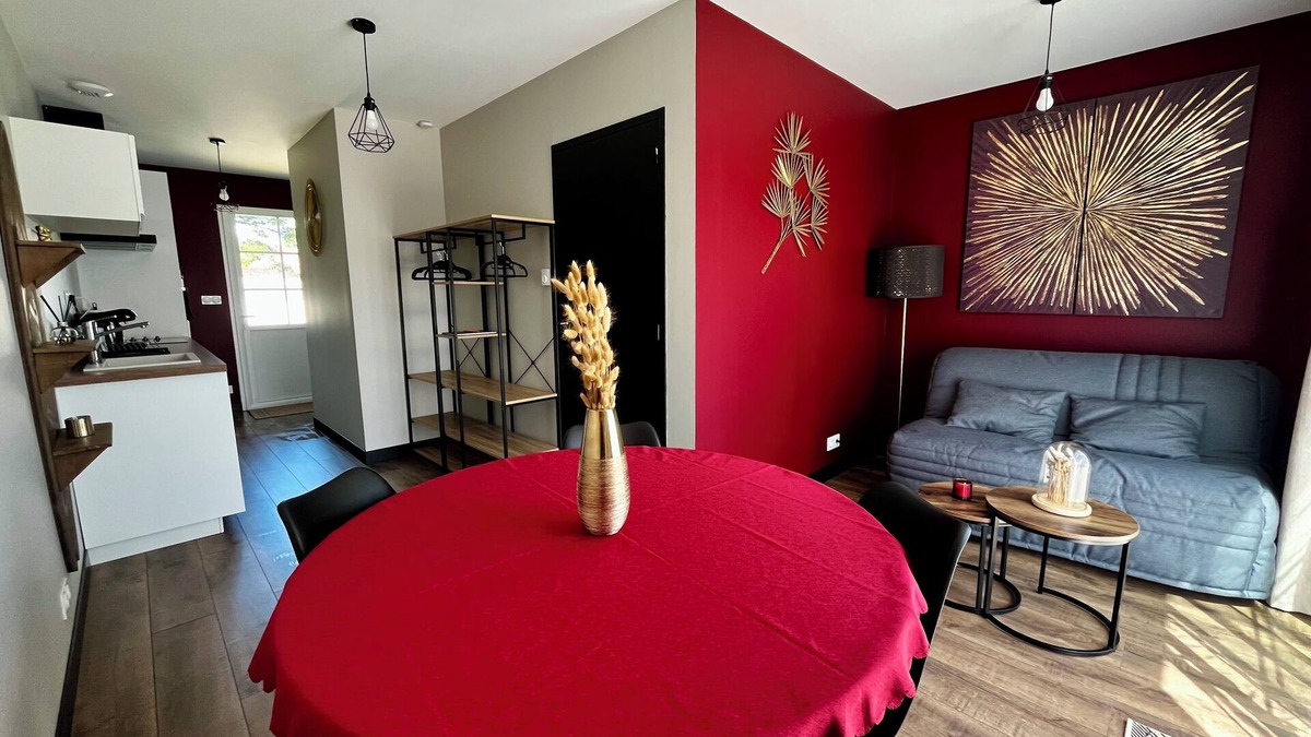 Saint-Denis-d'Oleron House | 1 bedroom private vacation home in la brã©e-les-bains