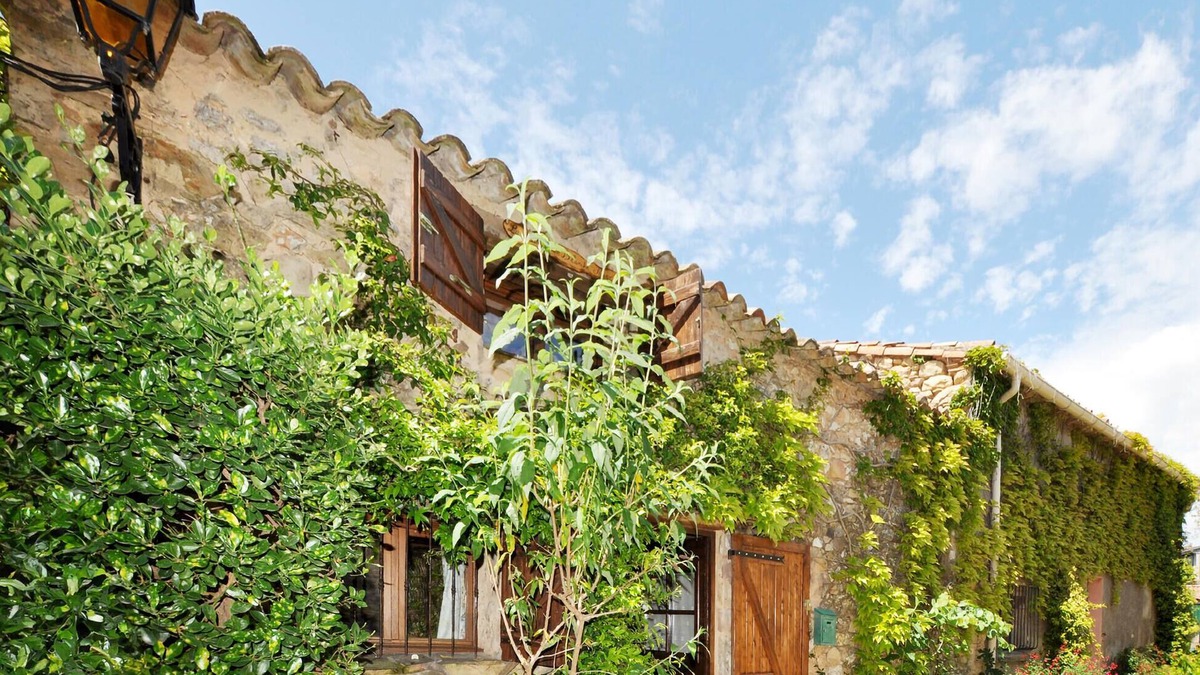 Assignan House | 1 bedroom stunning home in Assignan