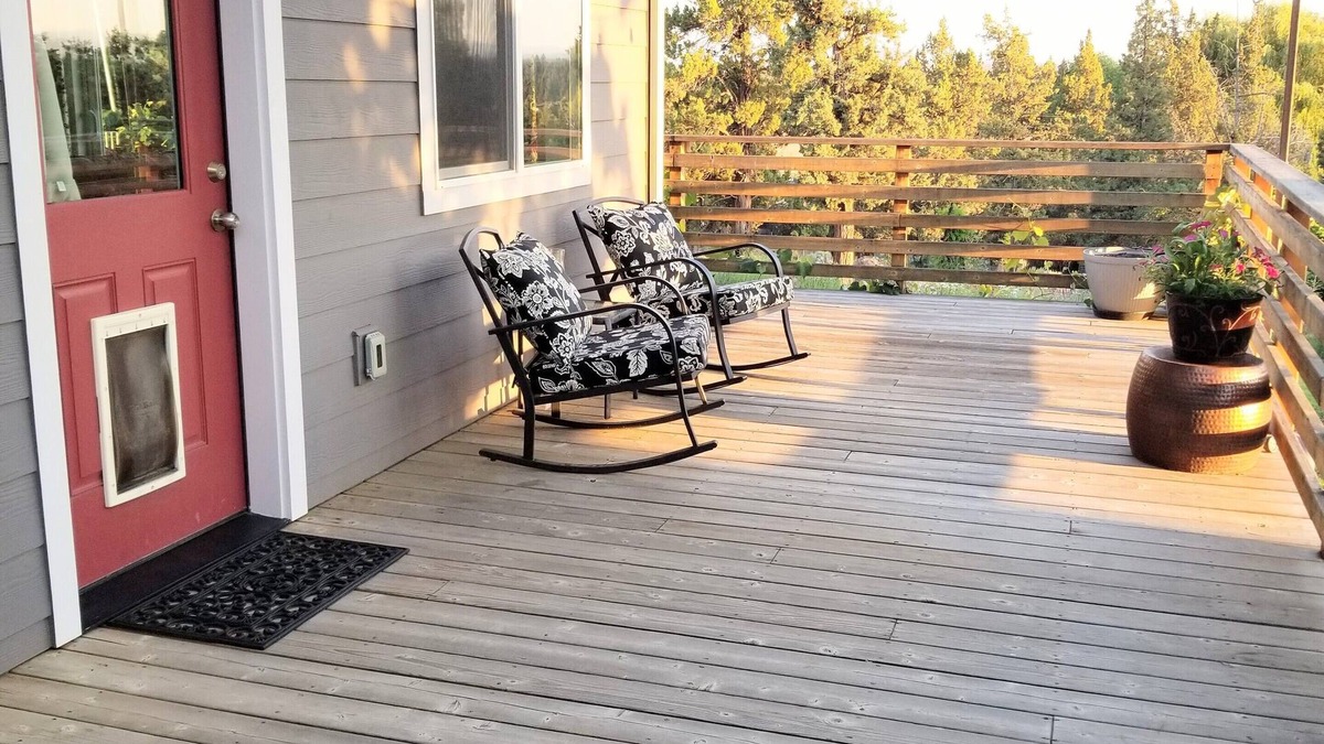 Bend House | 1 bedroom Suite with a view of Mt. Bachelor in welcoming Bend OR.