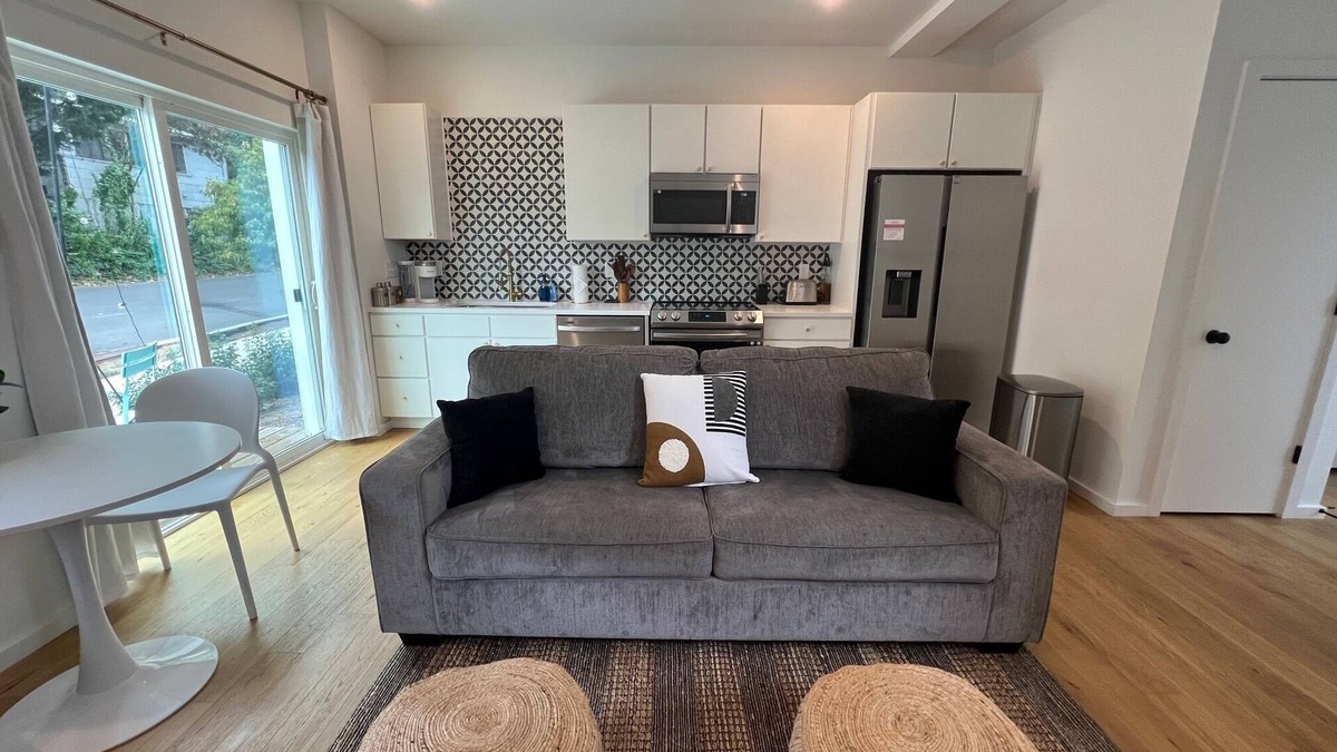 Chattanooga House | 1-bedroom vacation home just 10 minutes from Lookout Mountain Incline Railway