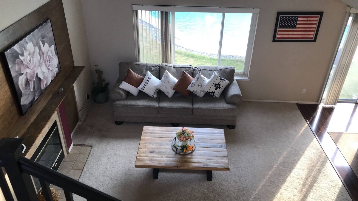 Stockton House | 1 Bedroom with Shared Bath. Quiet place for business professional or traveler