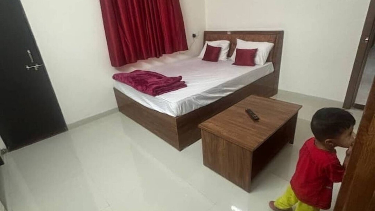 Pune Bed & Breakfast | 1 bhk comfy stay 2