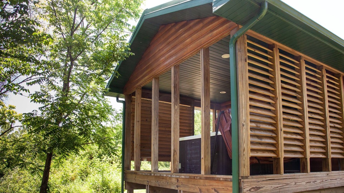 Equality Cabin | 1 BR Hot Tub Cabin- Closest Cabins to Garden of the Gods-Shawnee National Forest