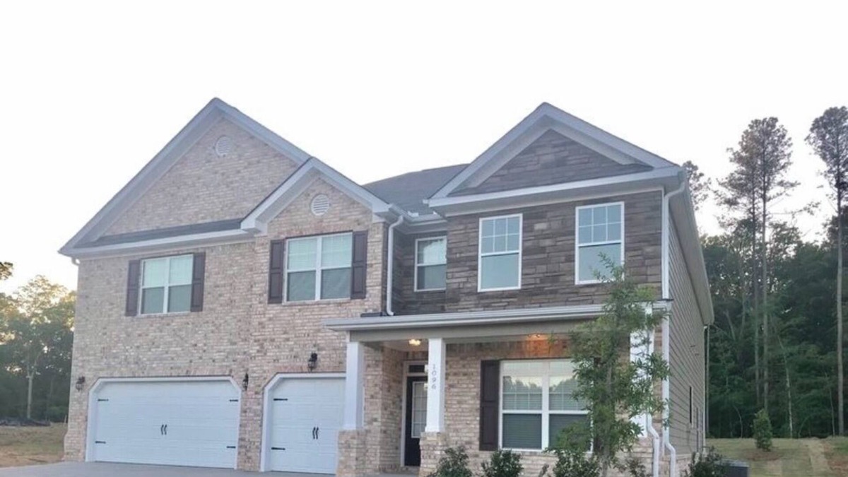 North Augusta House | 1 exit away from Masters & all entertainment near Washington Rd.