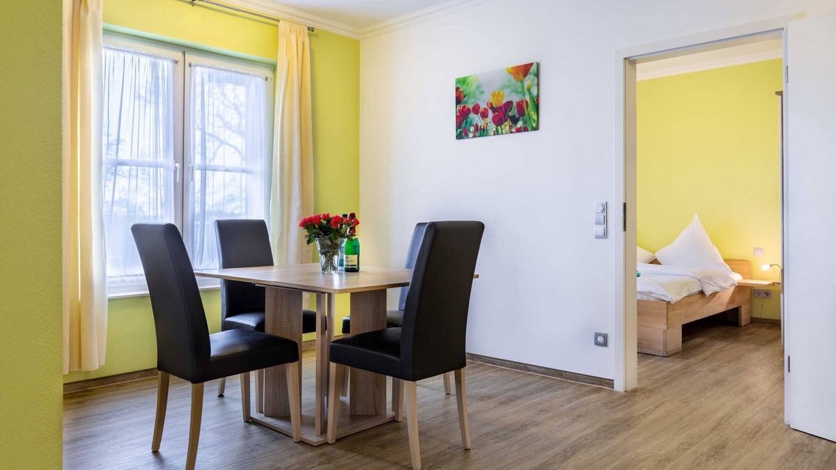 Pepelow Apartment | (1) Gerhard, 2-room apartment, terrace, ground floor - Ostseeferienhaus Drachenflieger