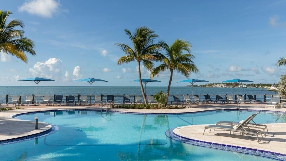 Islamorada Hotel | 1 King Room w/Balcony, 3 Outdoor Pools & Free Parking
