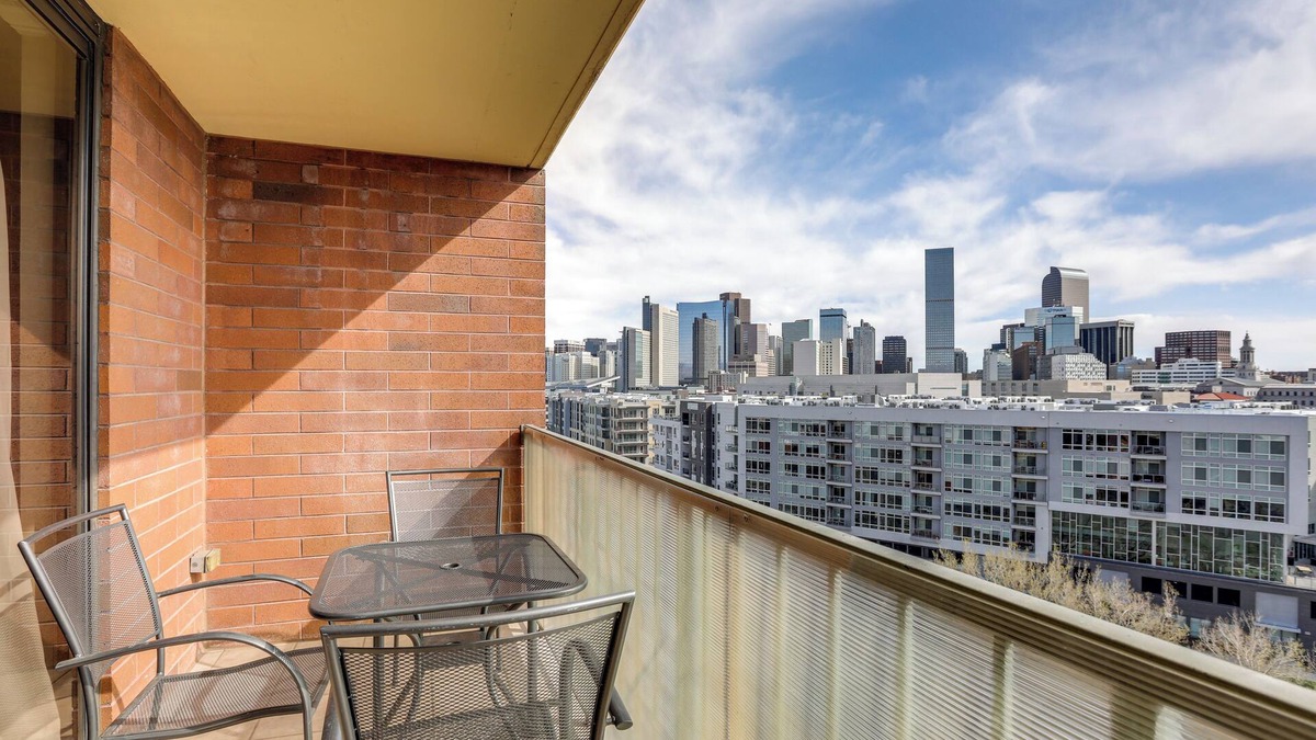 Lincoln Park Condo | < 1 Mi to Downtown Denver: Condo w/Pool Access!