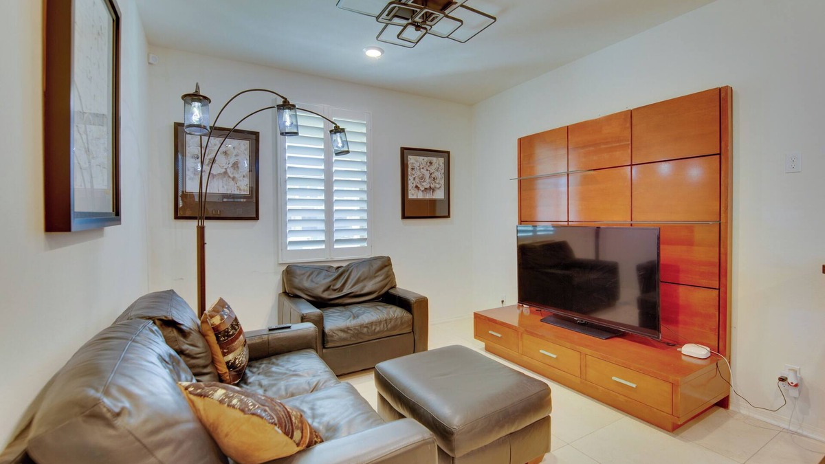 Sun City Apartment | 1 Mi to Heritage Lake Park: Duplex w/Patio!