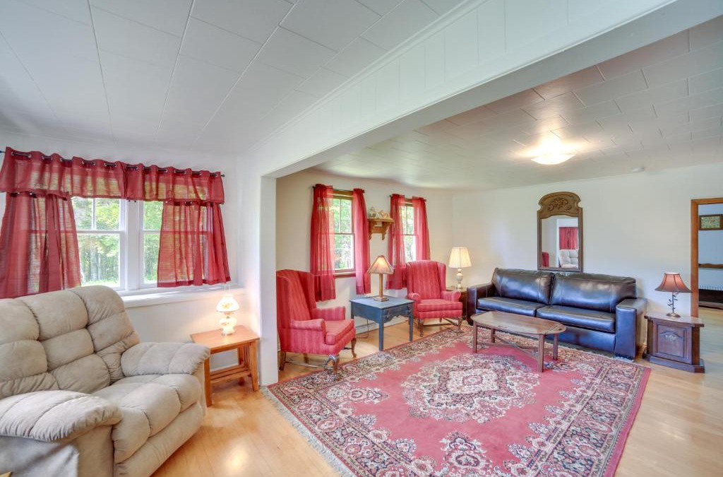 Laurium House | 1 Mi to Lake Superior Cottage with Sauna and Rec Room