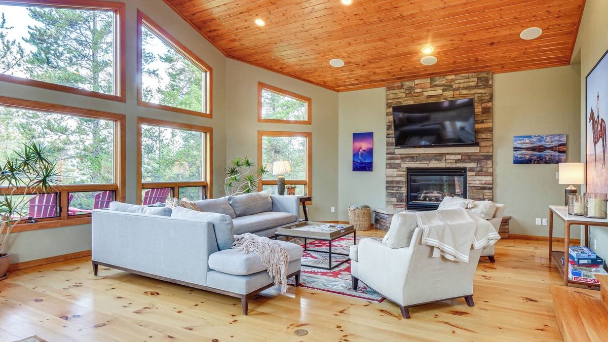 Breckenridge Heights House | 1 Mi to Ski: Breckenridge Home w/View & Hot Tub