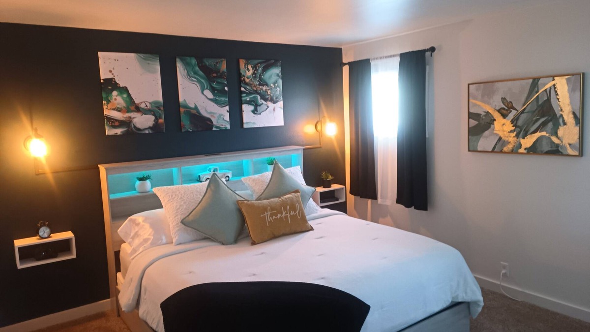 Willamina Apartment | 1 Mile from Spirit Mountain Casino! Cozy apartment that sleeps 6