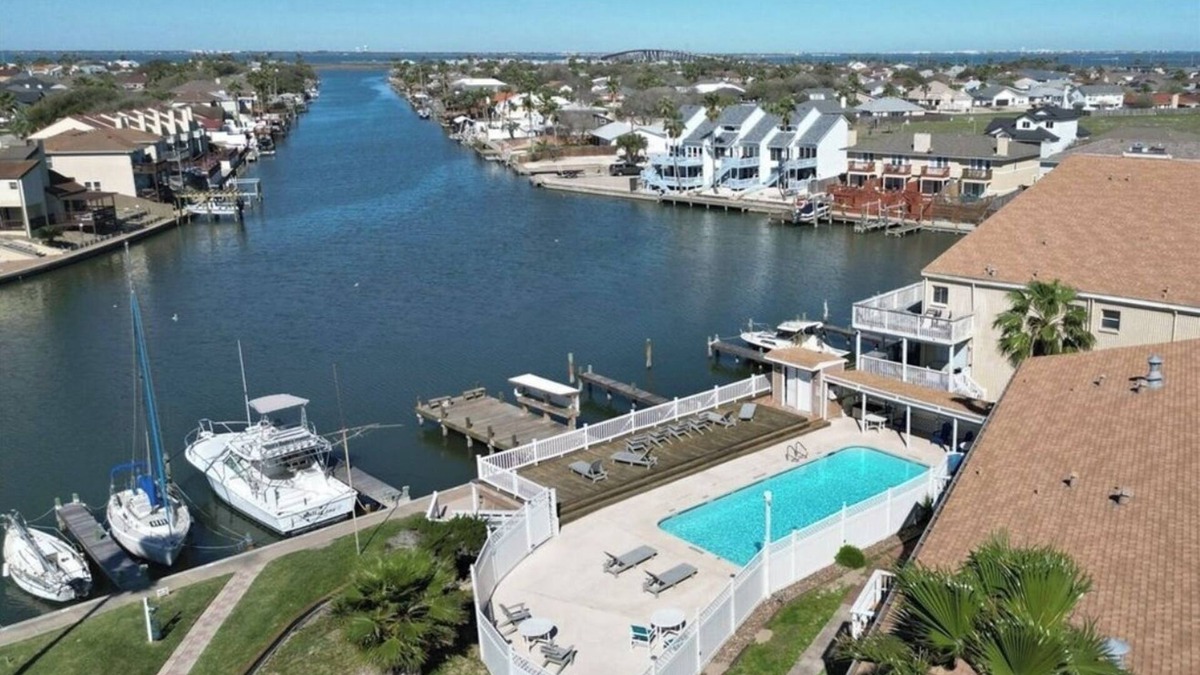 Corpus Christi Apartment | 1 mile to beach, convenient location, on canal, newly renovated, new on market!