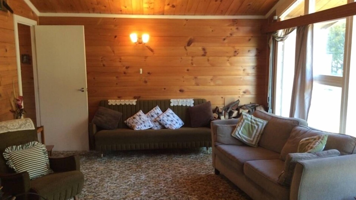 Motuoapa House | 1 minute walk to the lake front