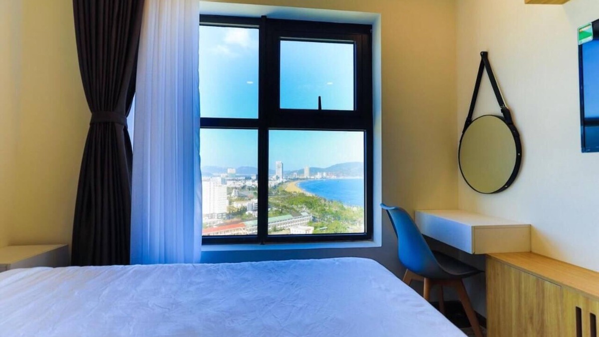 Quy Nhon Apartment | 1 minutes to the theme Sea! Family-sized condo with modern amenities