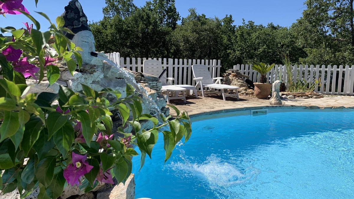 Saint-Montan House | 1 or 3 small rental residences in southern Ardèche for 2 to 15 people with swimming pool