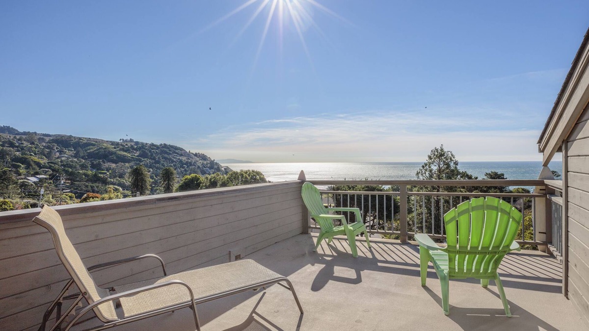 Stinson Beach House | #1 Rate 'BEST Place to Stay' at Stinson Beach