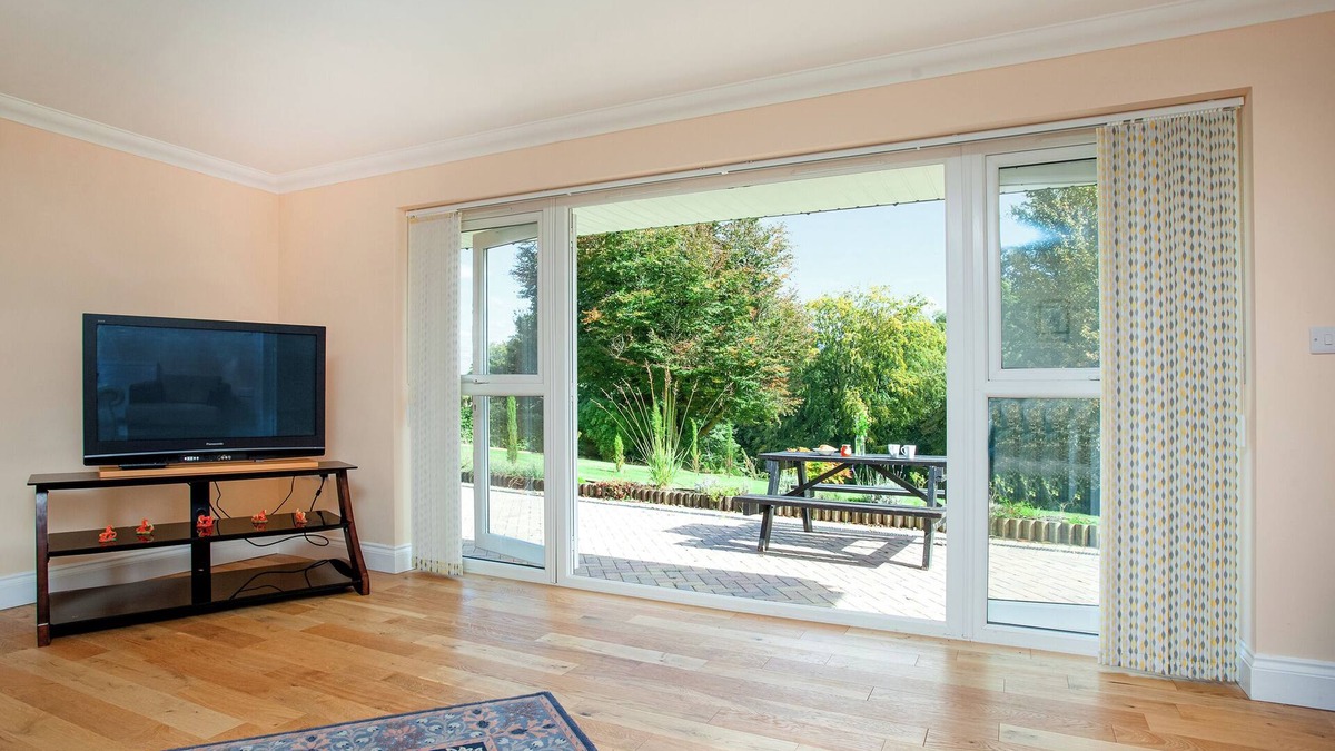 Liverton Cottage | 1 The Folly's - UK45189