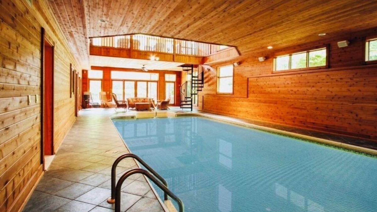 Burlington House | 10,000 Sq. Ft. Home on 15 hunting acres with an in-door pool and sauna