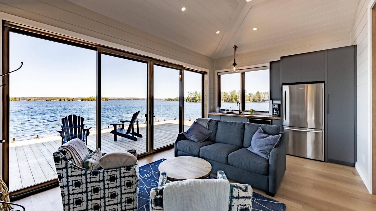Muskoka Lakes Cottage | 10 bed 9 bath cottage on Walkers Point, Lake Muskoka