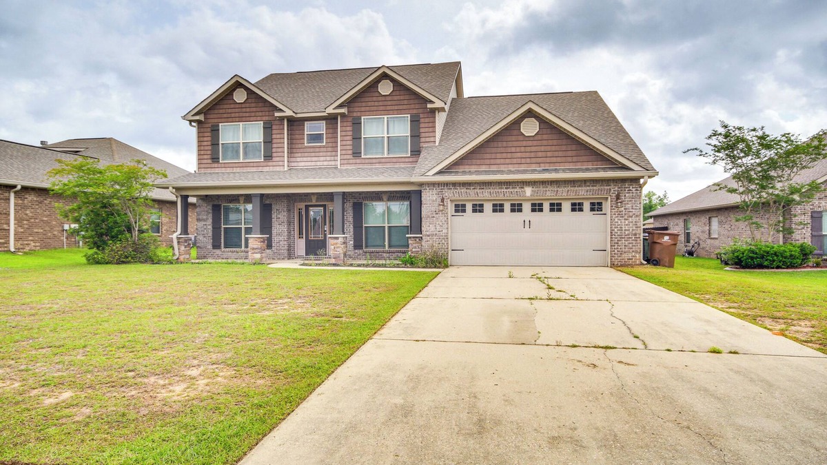 Gulfport House | 10 Mi to Gulfport Beaches: Family Home w/Patio