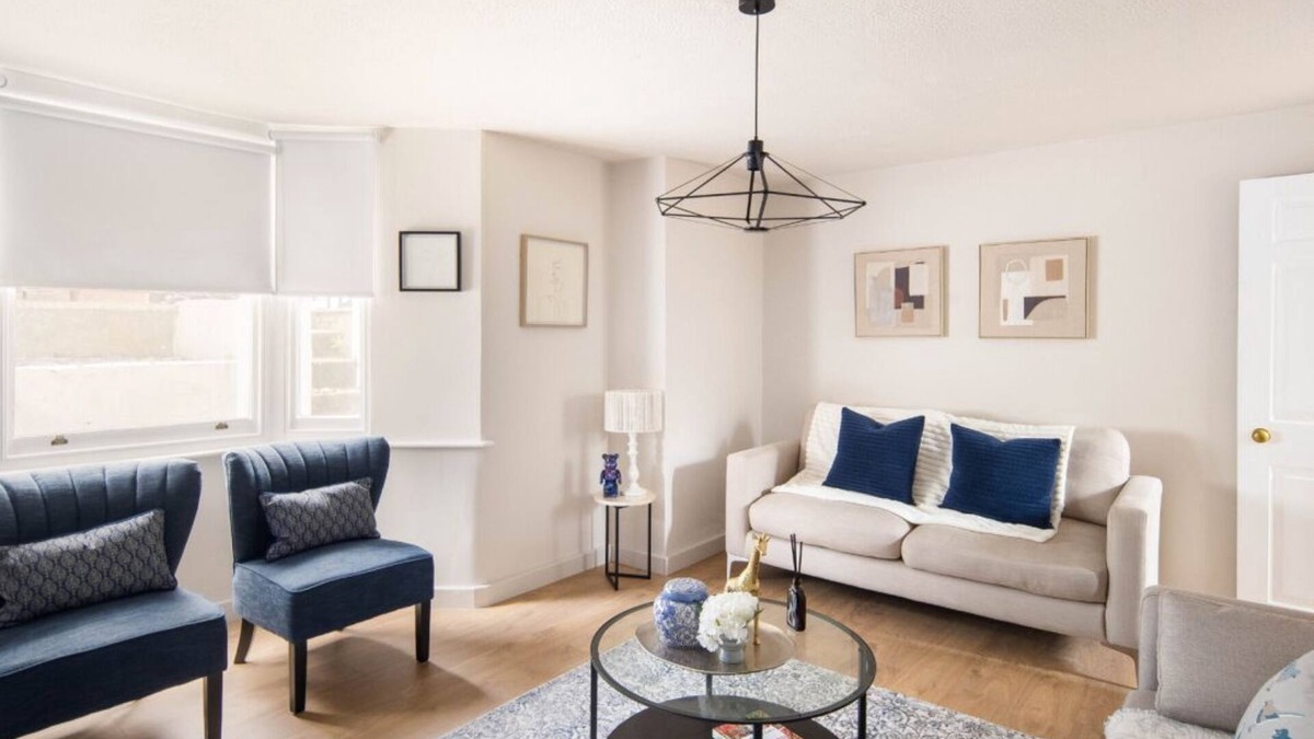 Kennington House | 10 Mins Walk to The Oval | The Kennington Retreat
