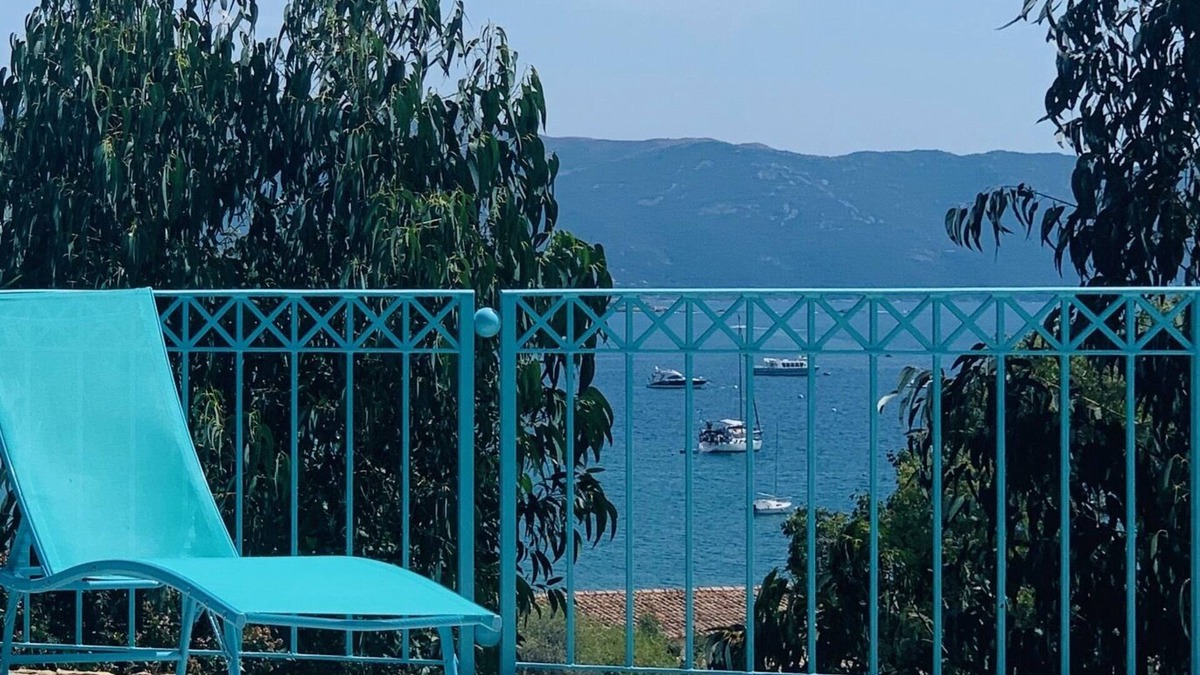 Vico Villa | 10-person villa with private heated pool and sea view