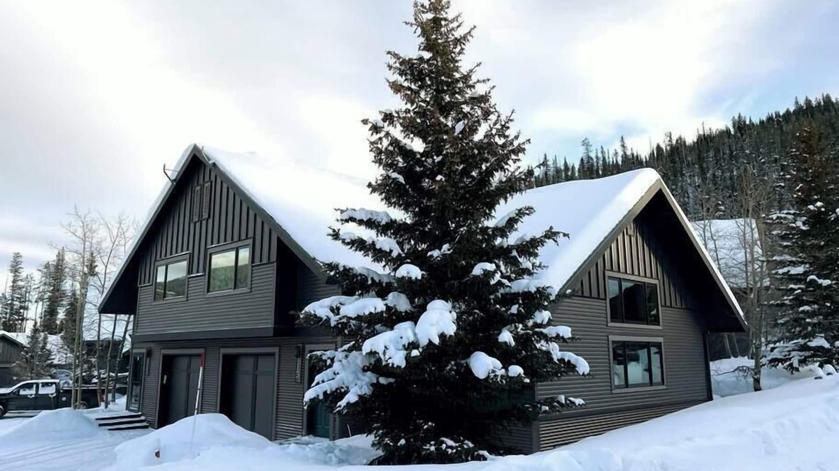 Big Horn Condo | 100 Steps Away, Ski in Ski Out Condo