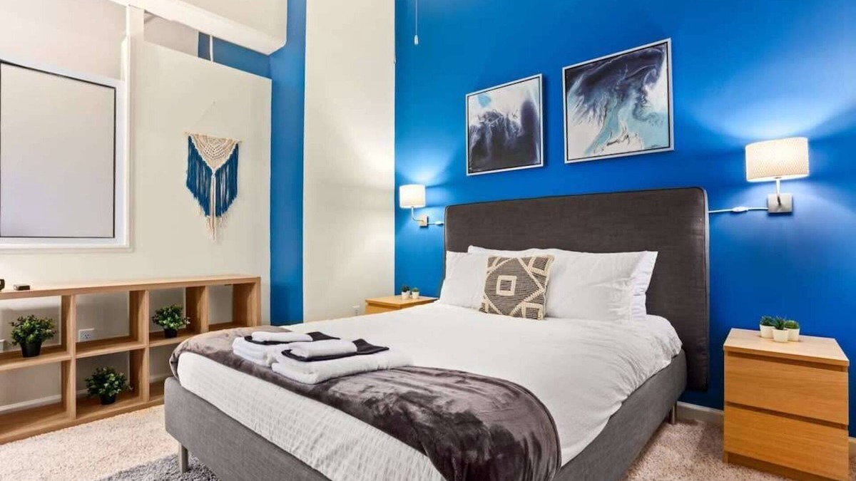 Downtown Apartment | 100 Year-Old Historic Brick 2BR Loft High Ceiling5
