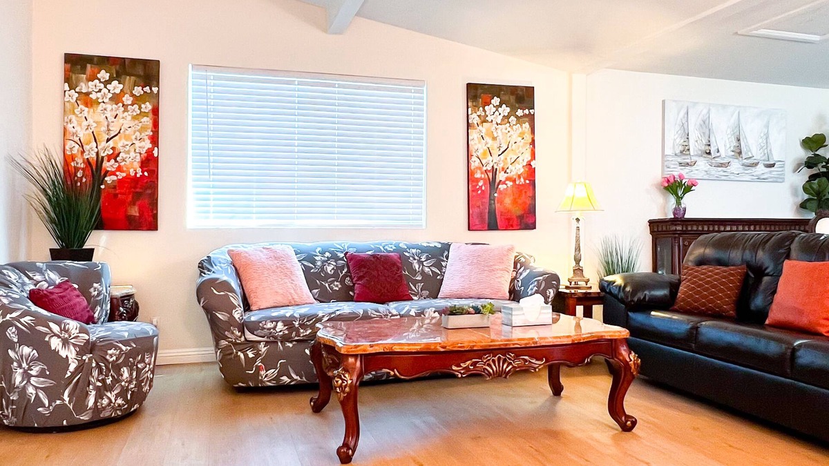 Sherwood Forest and Thistle Development House | 10001☘️☘️Spacious single house 6B4Ba near Disney and Knott's Berry Farm.