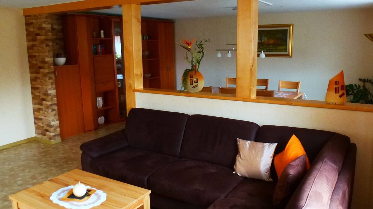 Sulzdorf an der Lederhecke Apartment | 100qm große, vollständig eingerichtete FeWo mit 3 Schlafzimmern