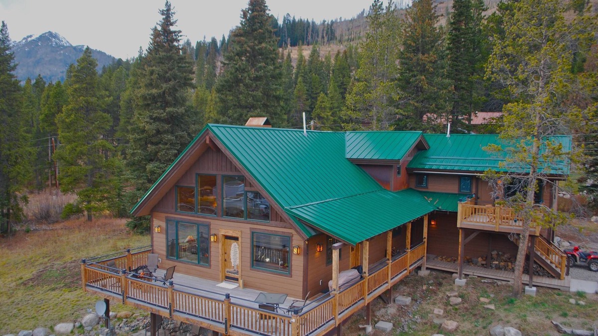 Cooke City-Silver Gate House | 101 Republic Near Yellowstone