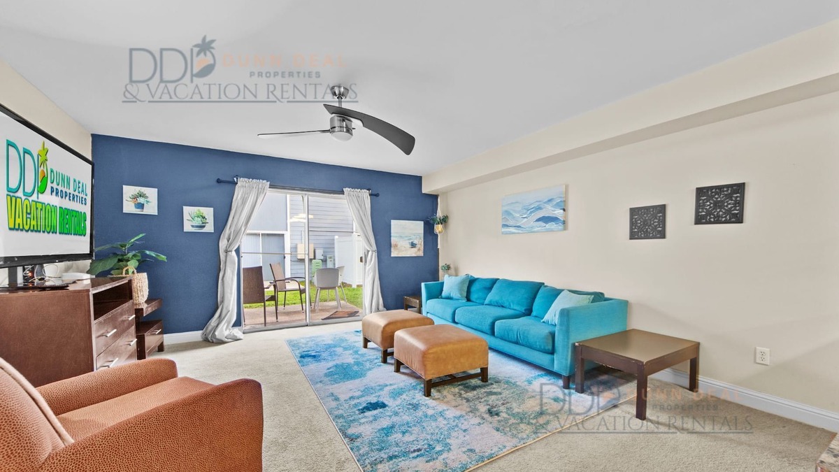 Biloxi Condo | 104 Oak Shores Just a short walk to the beach!