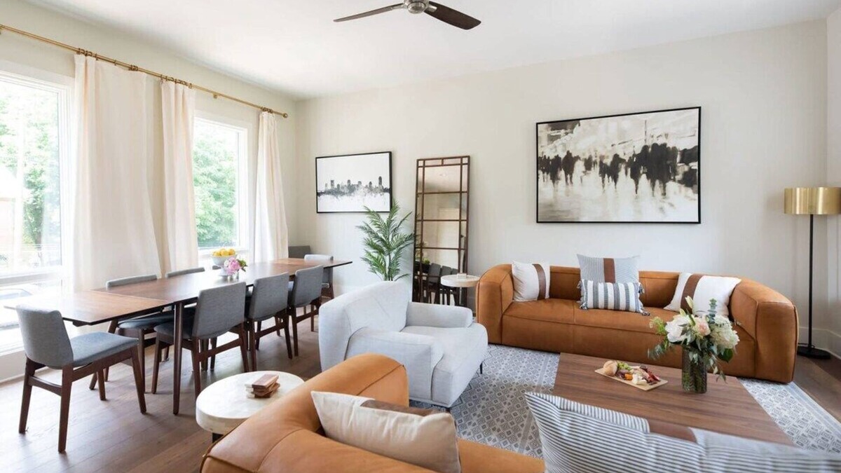 Germantown House | 10BR Group Escape, Garages, Rooftops by Hot Spots, Germantown Gem, 5 Mins to Nis