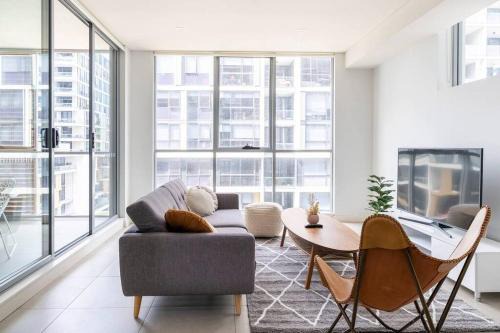 Mascot Apartment | 10M Lovely 2Bedroom Abnb Apartment near Airport & City with Free parking