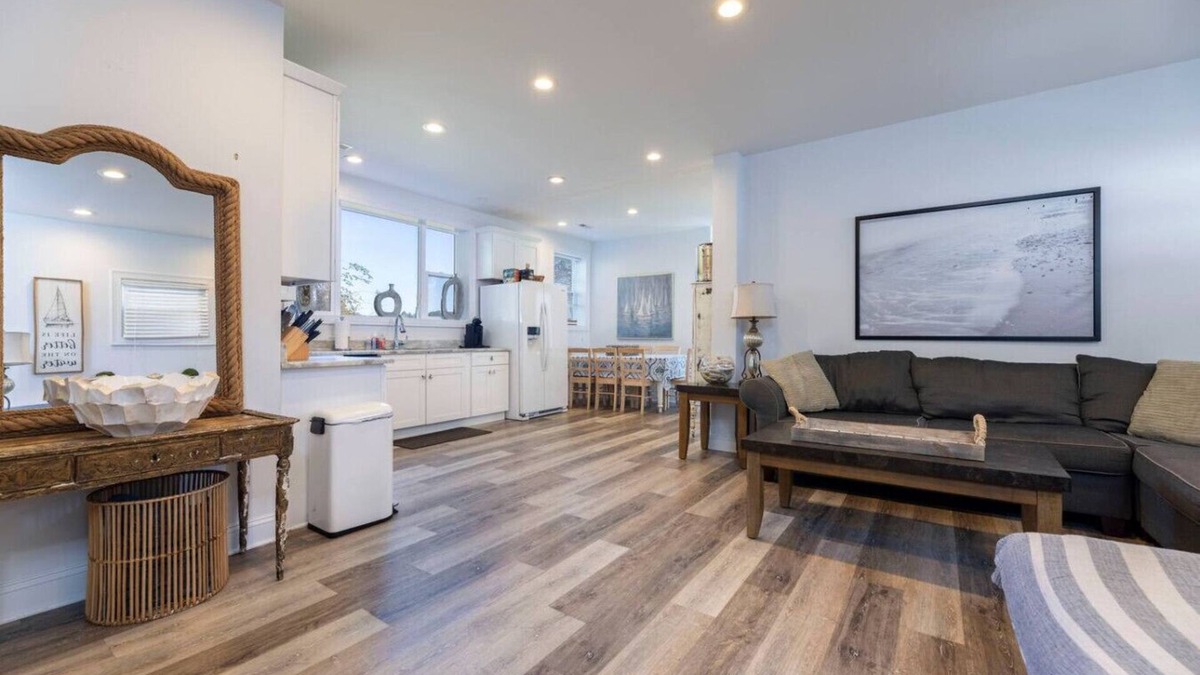 Noank House | 11 Bedroom Tranquil Waterfront Getaway