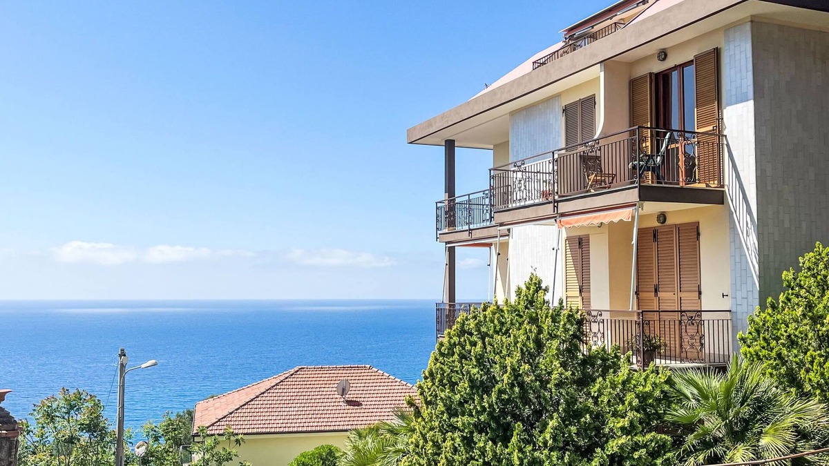 Piani Paorelli Apartment | 11 Edera by Interhome