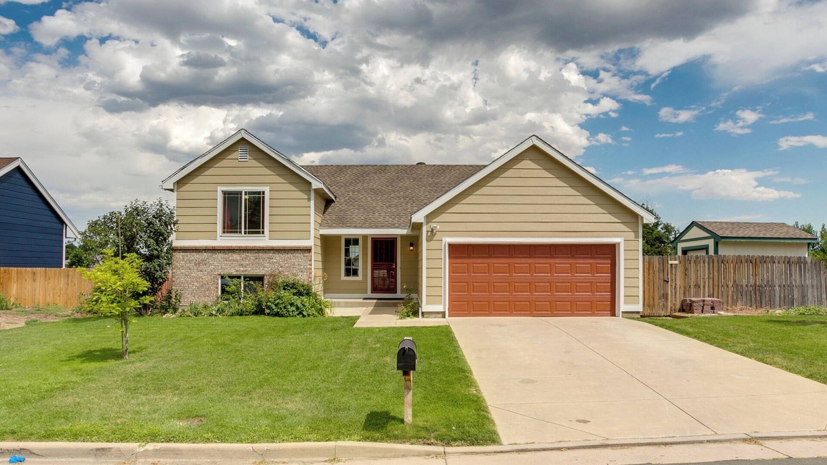 Thornton House | 11 Mi to Denver: Pet-Friendly Home in Thornton!