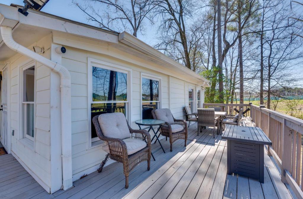 Conley House | 11 Mi to Dtwn Atlanta Conley Home with Yard