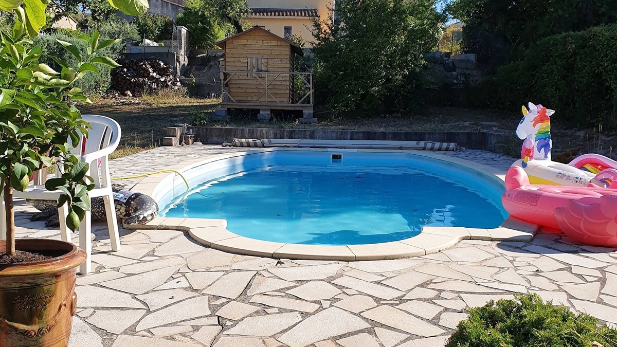 Ledignan House | 110m² house with swimming pool