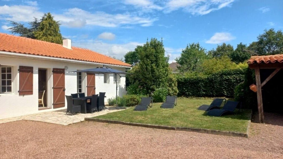 Coex House | 12 km St Gilles Croix de Vie to Coex. Sea, Golf, 3 lakes. 25 km Sables d'olonne