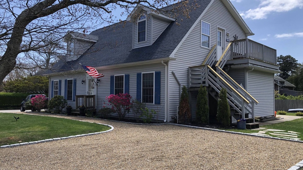 Vineyard Haven Apartment | 12 mins from Beach - Immaculate Intimate Retreat!