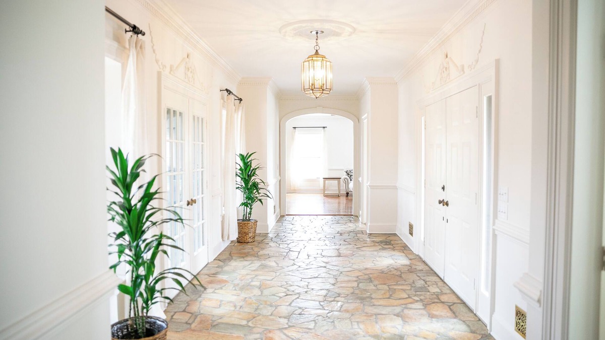 Castleton House | 12-Person House with Hot Tub on Spectacular Estate