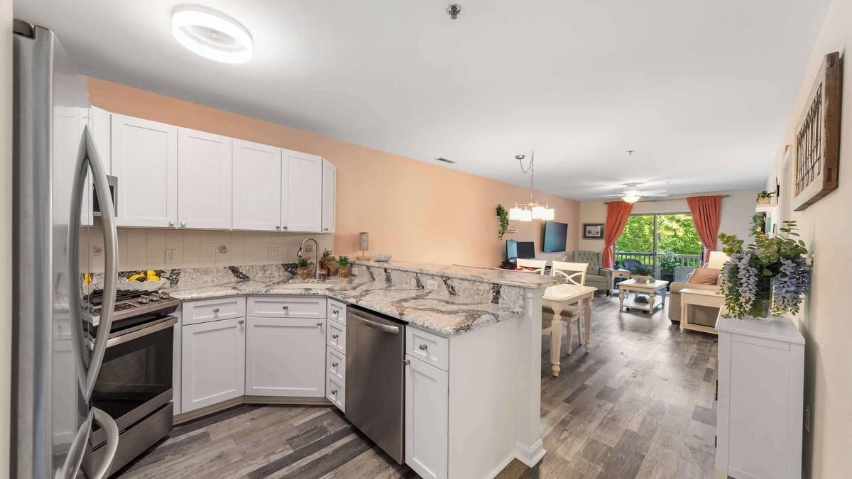 Heron Harbour Isle Condo | 120th street - Heron Harbour - 2BR sleeps 6, pool